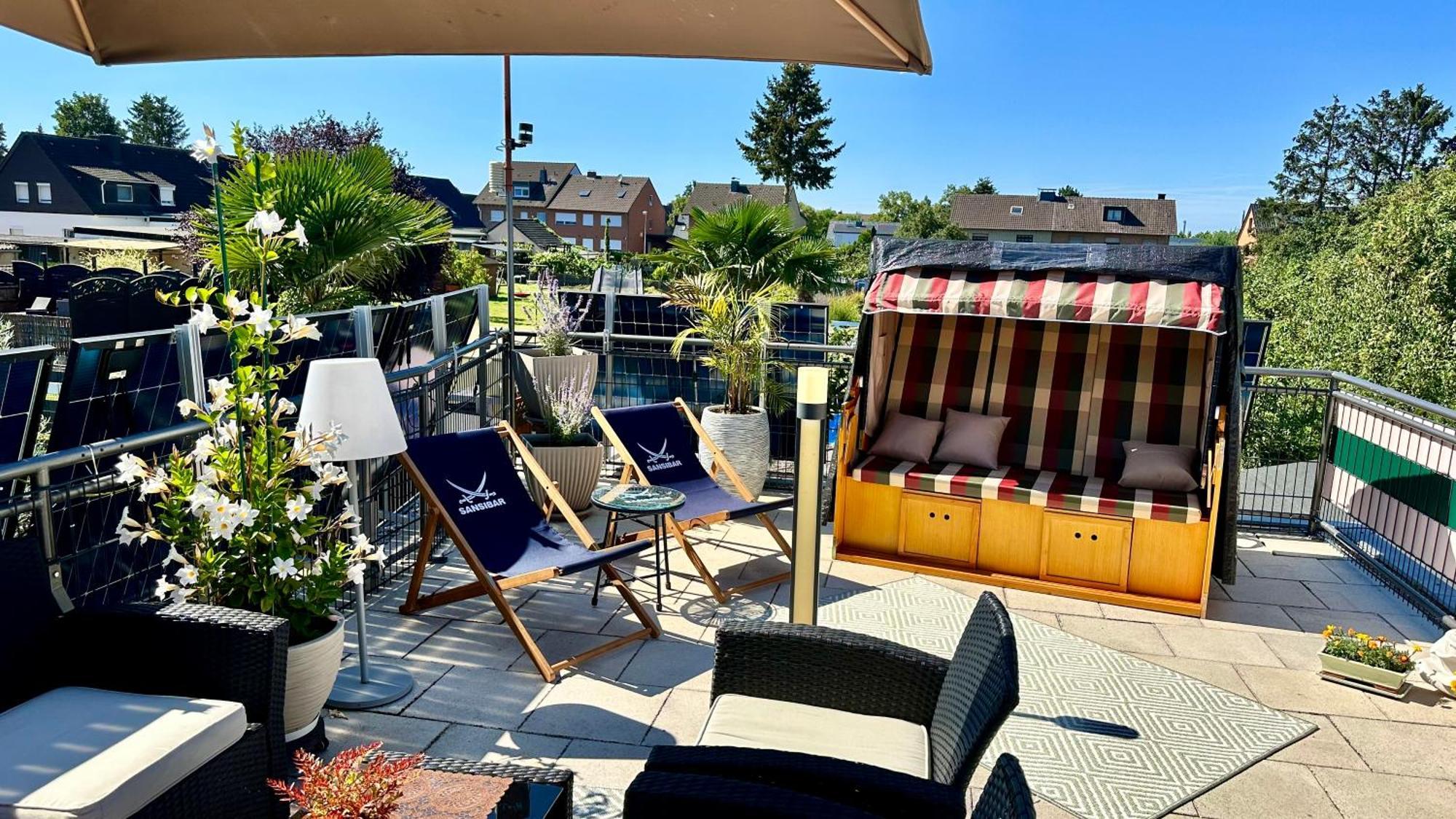 Apartment Traveller Awards 2025 - Nordeifel Fw 75 M2 Mit 50 M2 Terasse- Thermen-badewelt, Phanasialand, Koeln, Bonn, Eifelwanderung Oder Nur Mal So Zum Entspannen